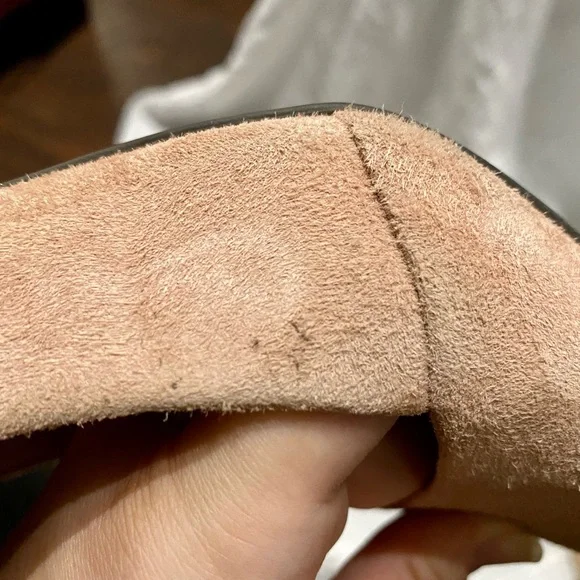 Blush colored suede pumps with thick heel - Picture 6 of 10